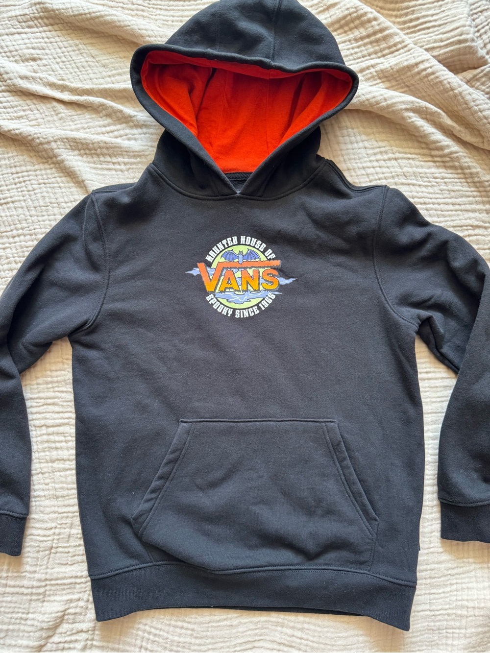 Vans Boys Haunted House Halloween Hoodie size Medium SEE BACK - Picture 2 of 3